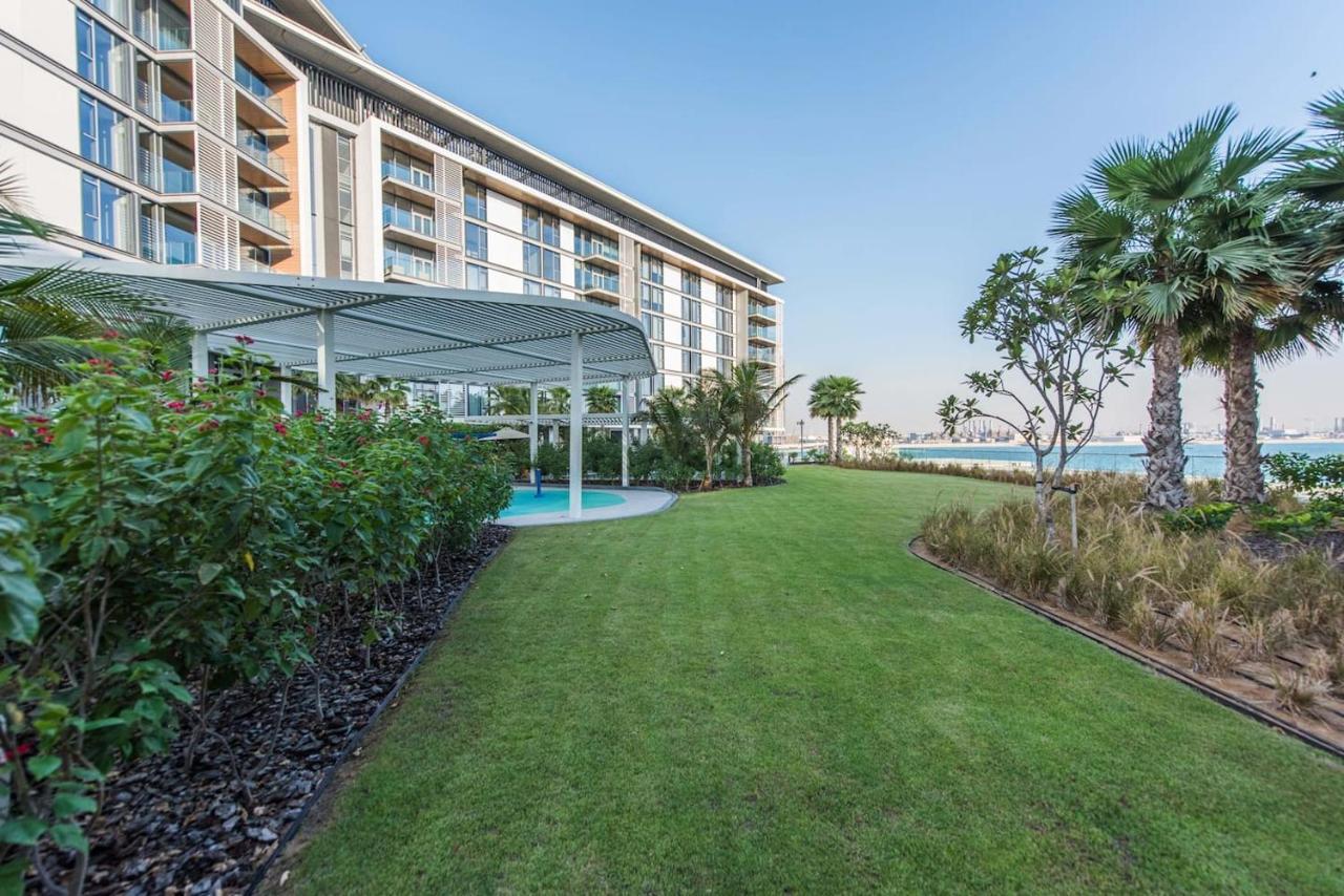 Luxe 3 Bedroom Oceanfront Apartment In The Heart Of Bluewaters Island Dubai Bagian luar foto