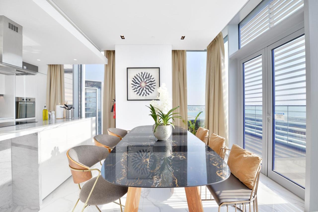 Luxe 3 Bedroom Oceanfront Apartment In The Heart Of Bluewaters Island Dubai Bagian luar foto